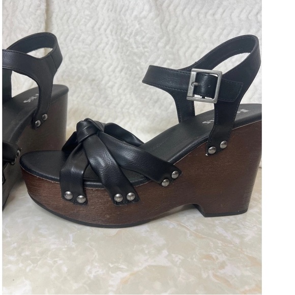 KORKS Womens Dawson Black Faux Leather Top Knot Wedge Sandals Sandals New - Picture 7 of 8